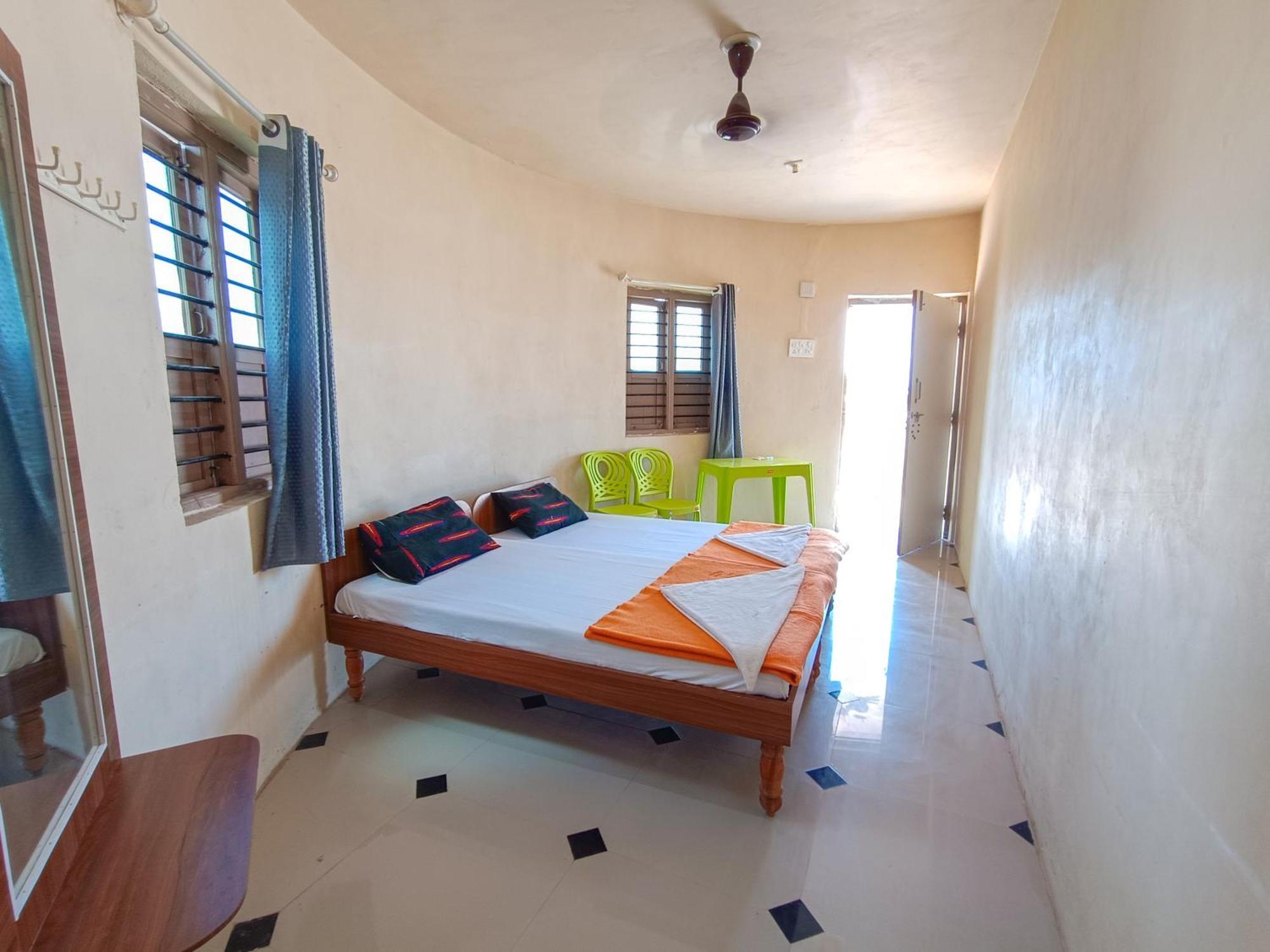 Hotel Rann Of Kachchh Dholavira ภายนอก รูปภาพ
