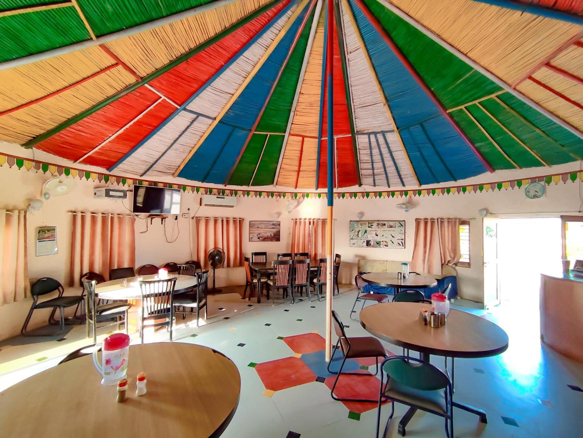 Hotel Rann Of Kachchh Dholavira ภายนอก รูปภาพ