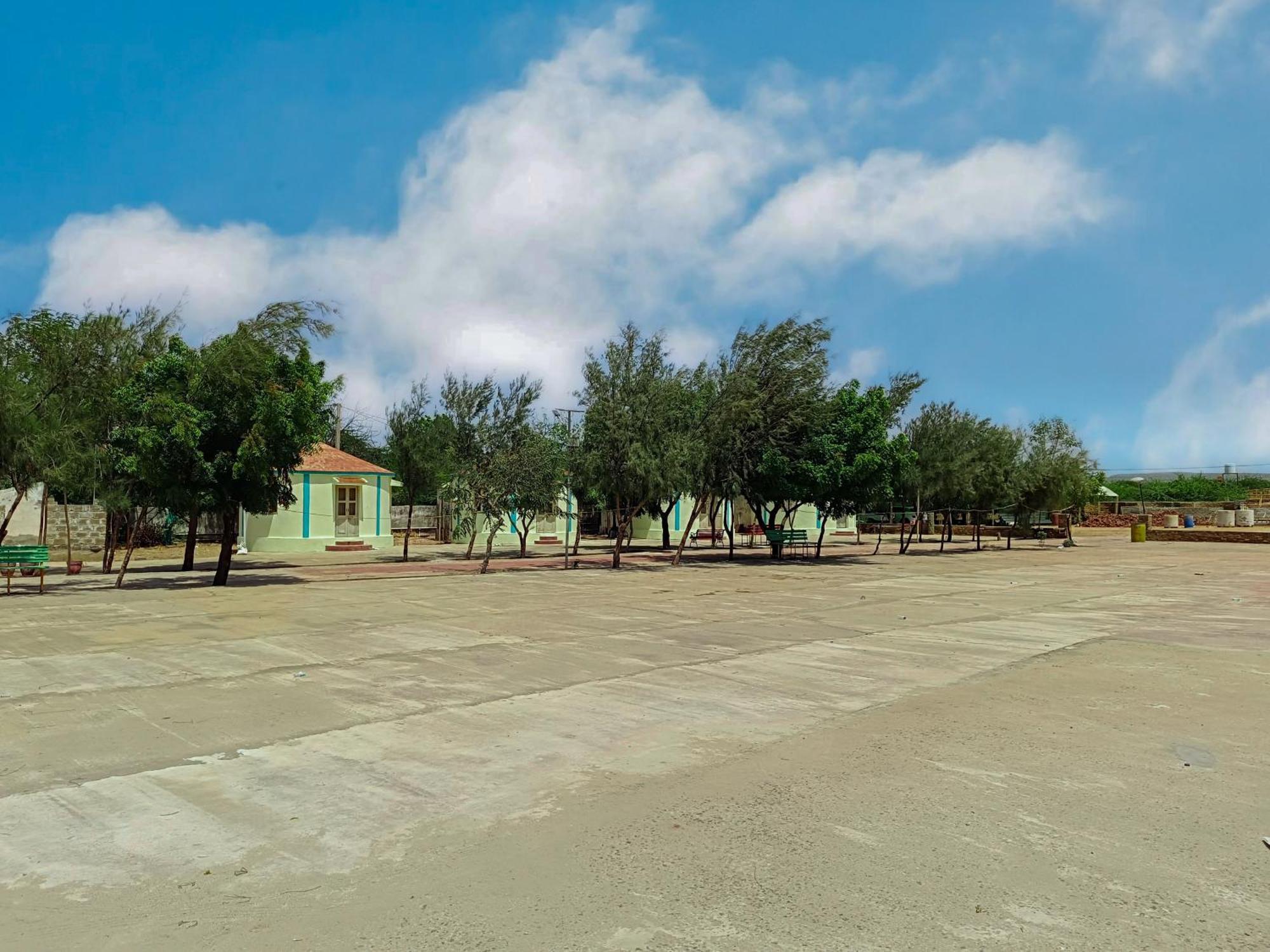 Hotel Rann Of Kachchh Dholavira ภายนอก รูปภาพ