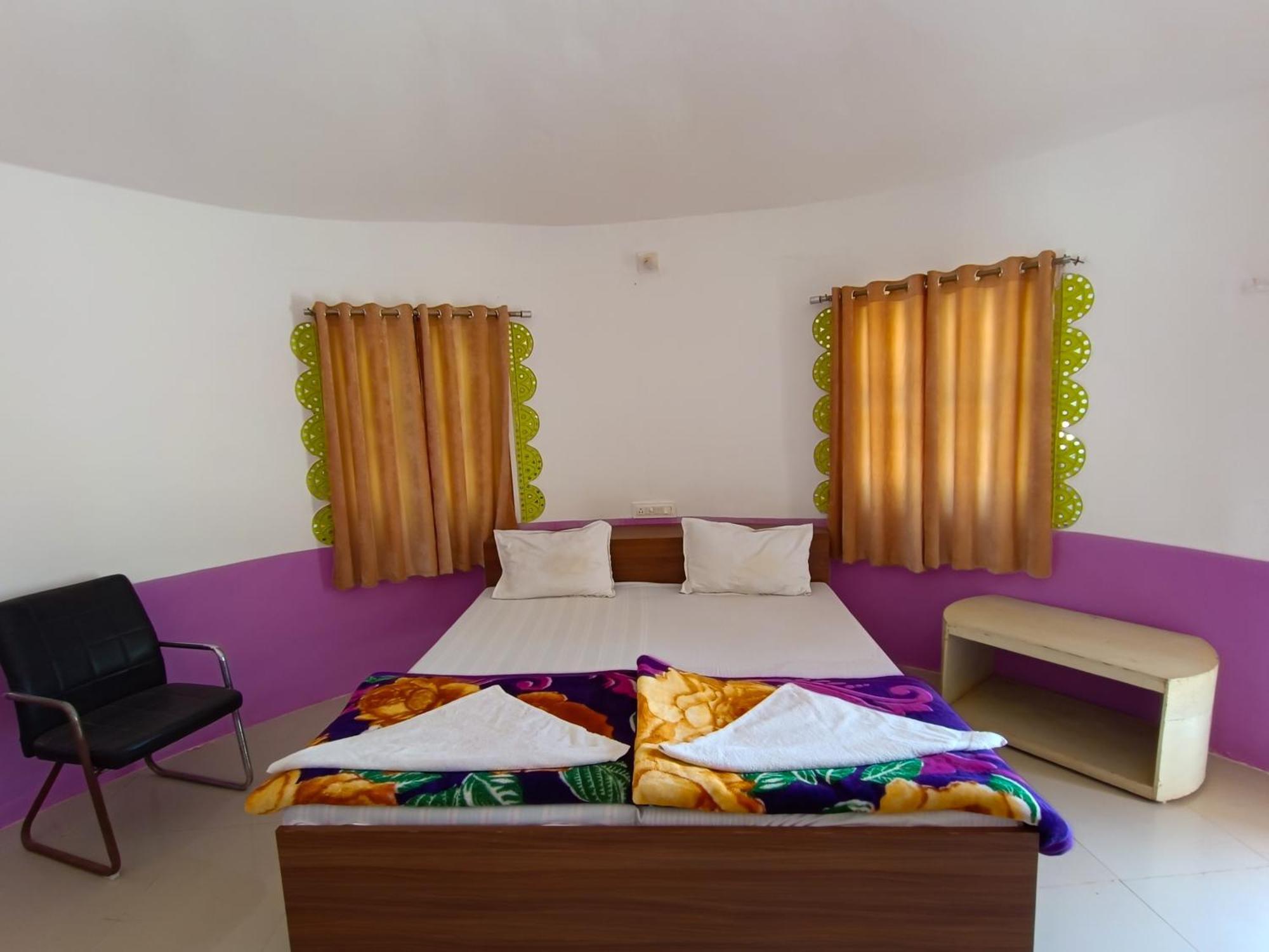 Hotel Rann Of Kachchh Dholavira ภายนอก รูปภาพ