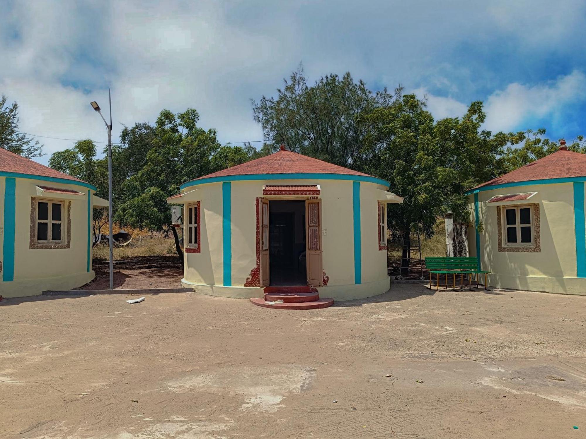 Hotel Rann Of Kachchh Dholavira ภายนอก รูปภาพ